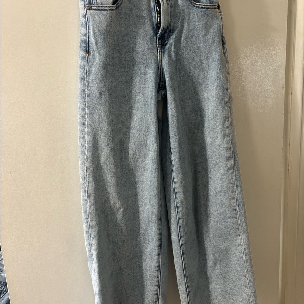 Classic Light Blue Ankle Jeans